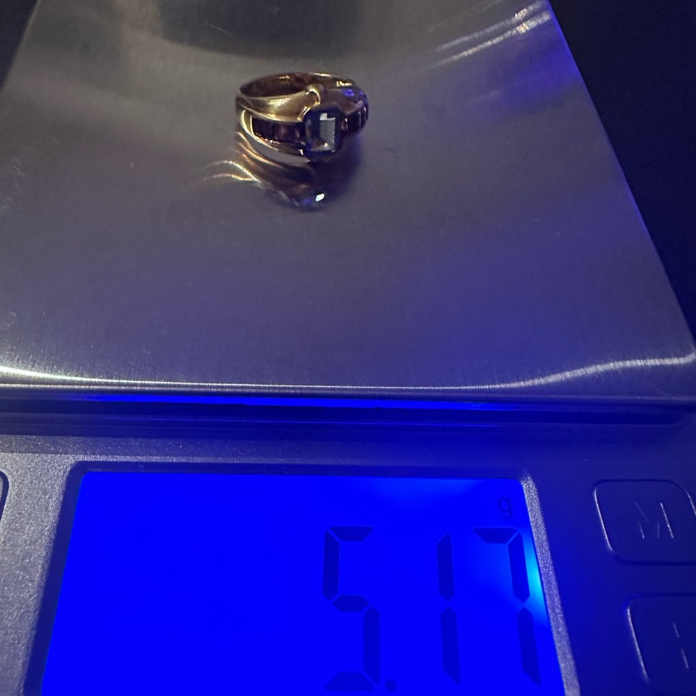 🚫🚫🚫SOLD 18k yellow gold topaz and amethyst ring- size 6